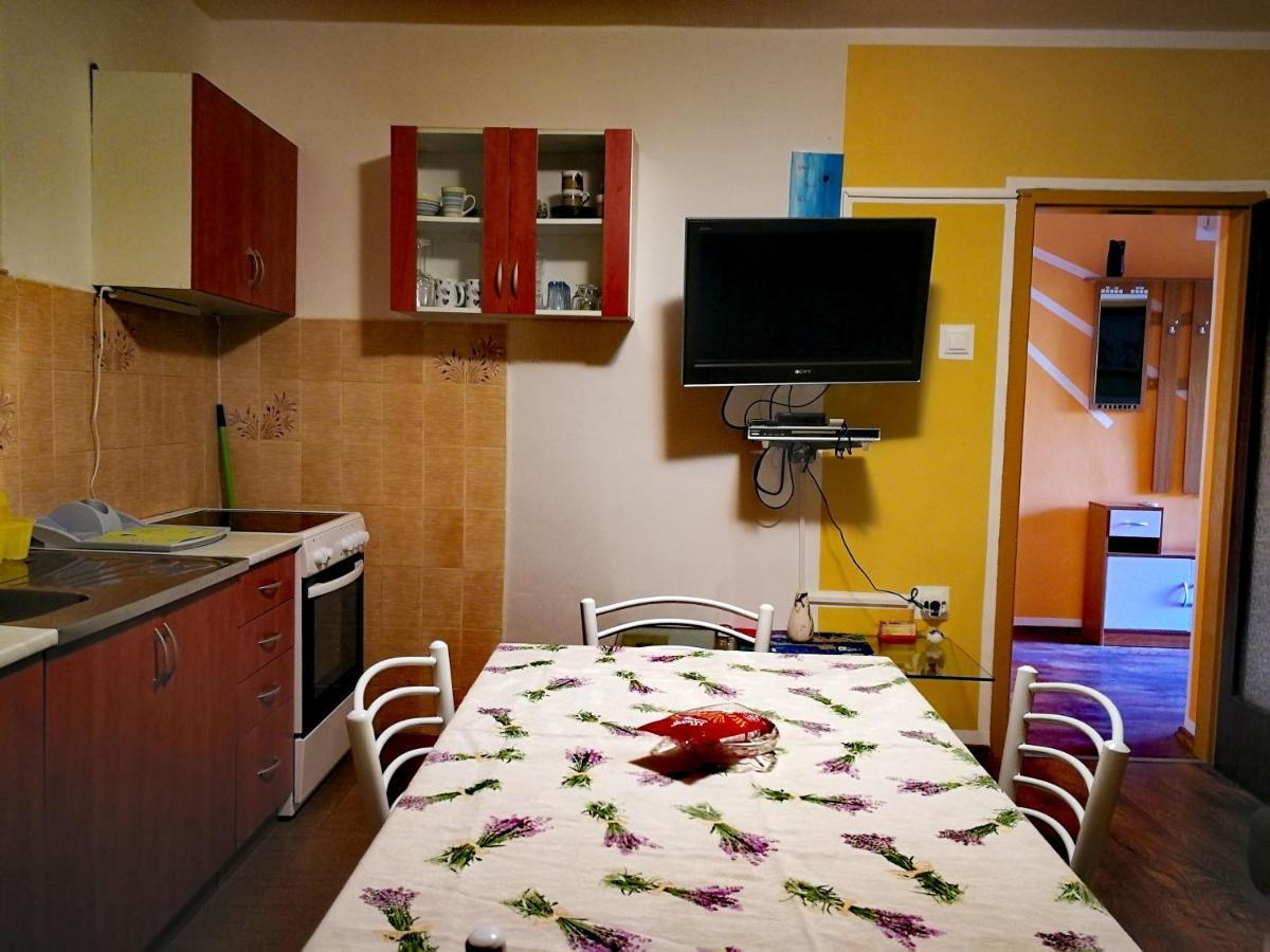 Apartments Anita Crikvenica Eksteriør bilde